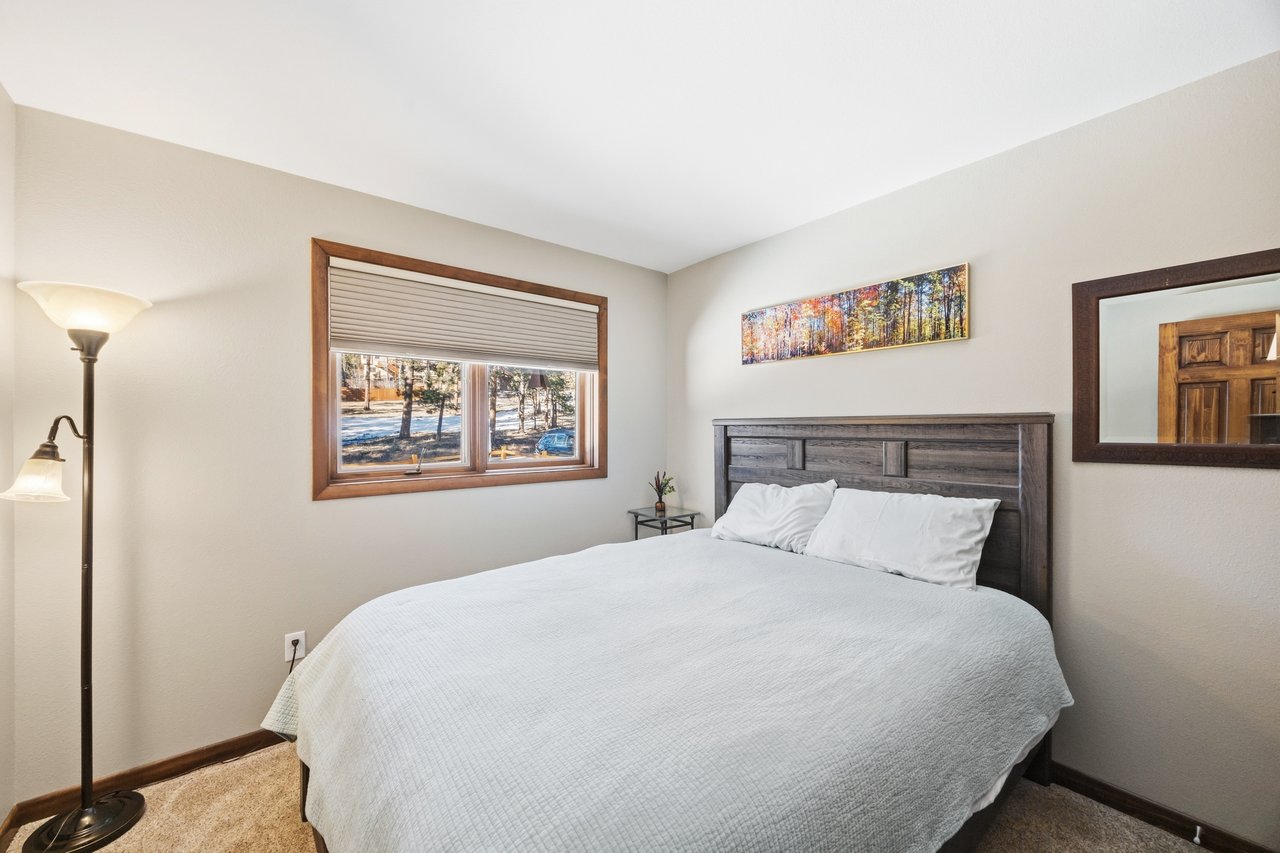 607 W Lovell Gulch Road