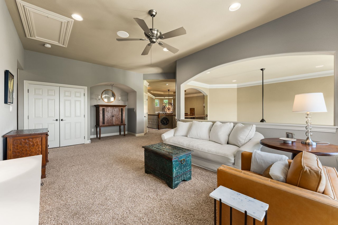 205 Emerald Ridge DR