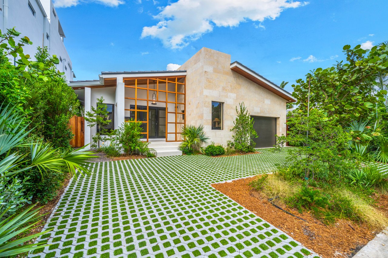 1815 Fairhaven Pl, Miami