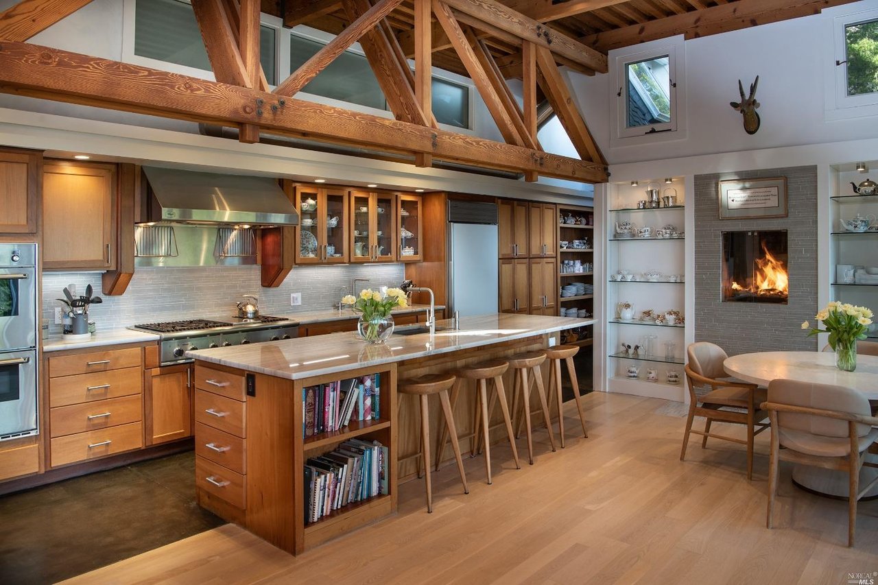 106 Mount Tiburon Rd