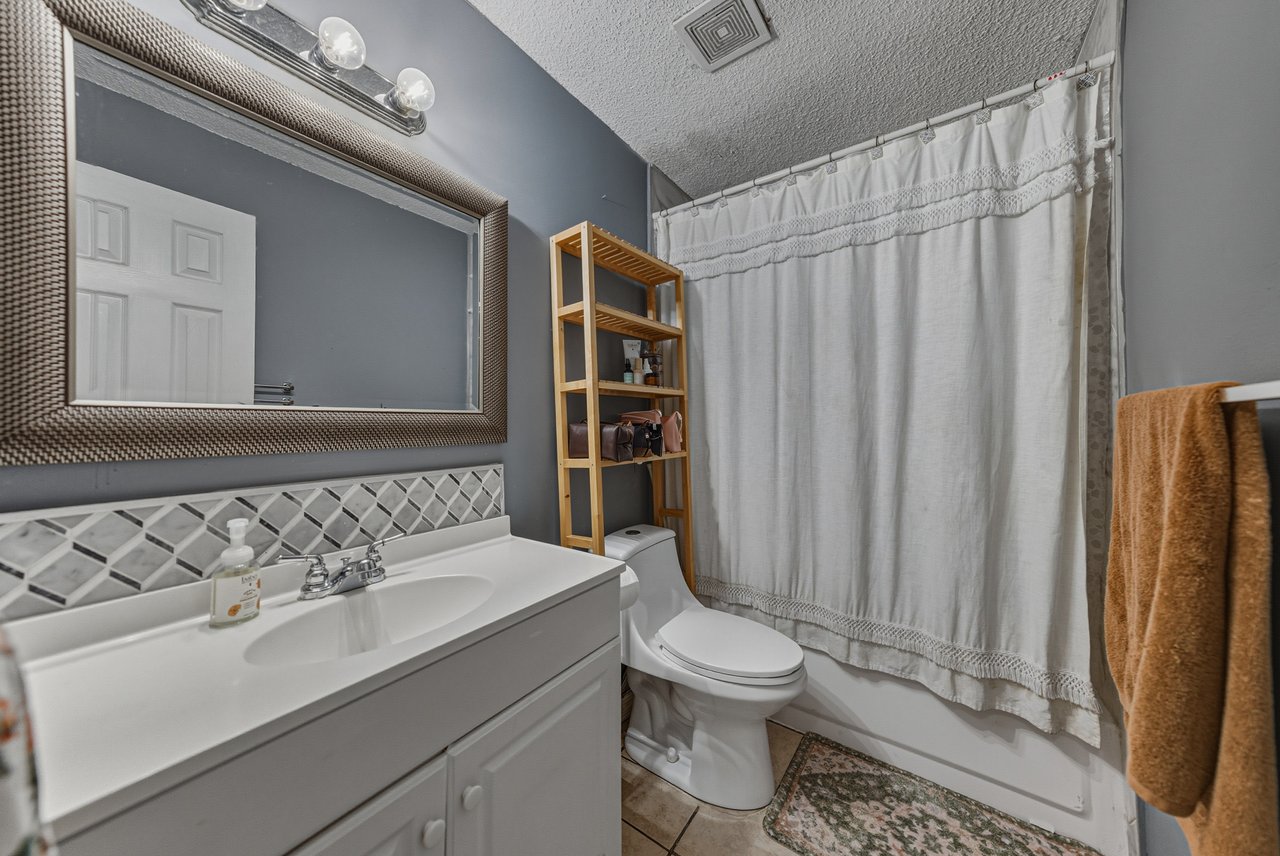 3229 SEVEN SPRINGS BLVD