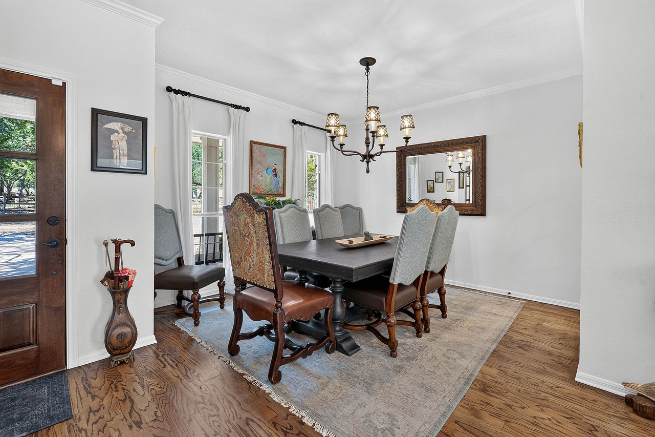 262 E Ridgwood 