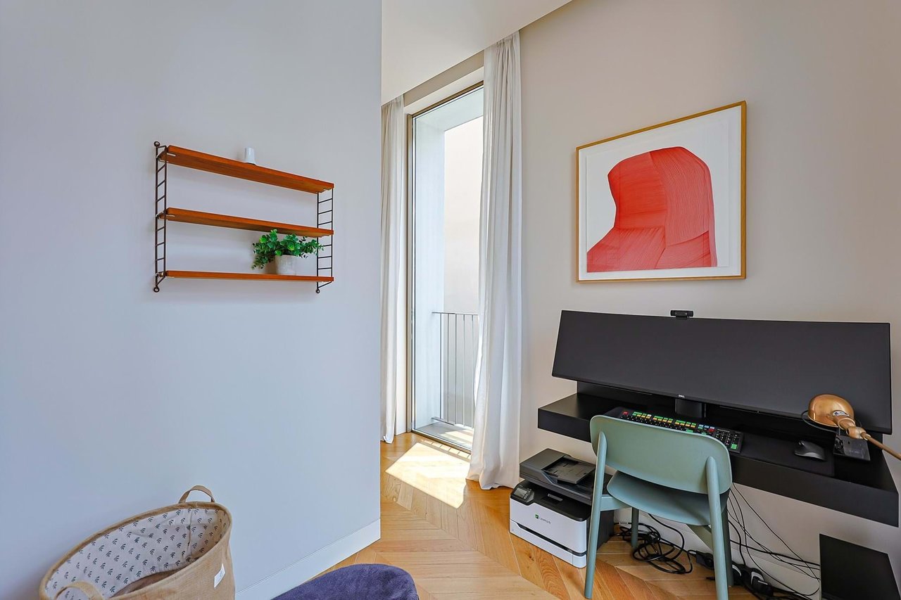 Timeless Luxury Living on Lisbon’s Most Iconic Avenue – Avenida da Liberdade 1-Bedroom Residence