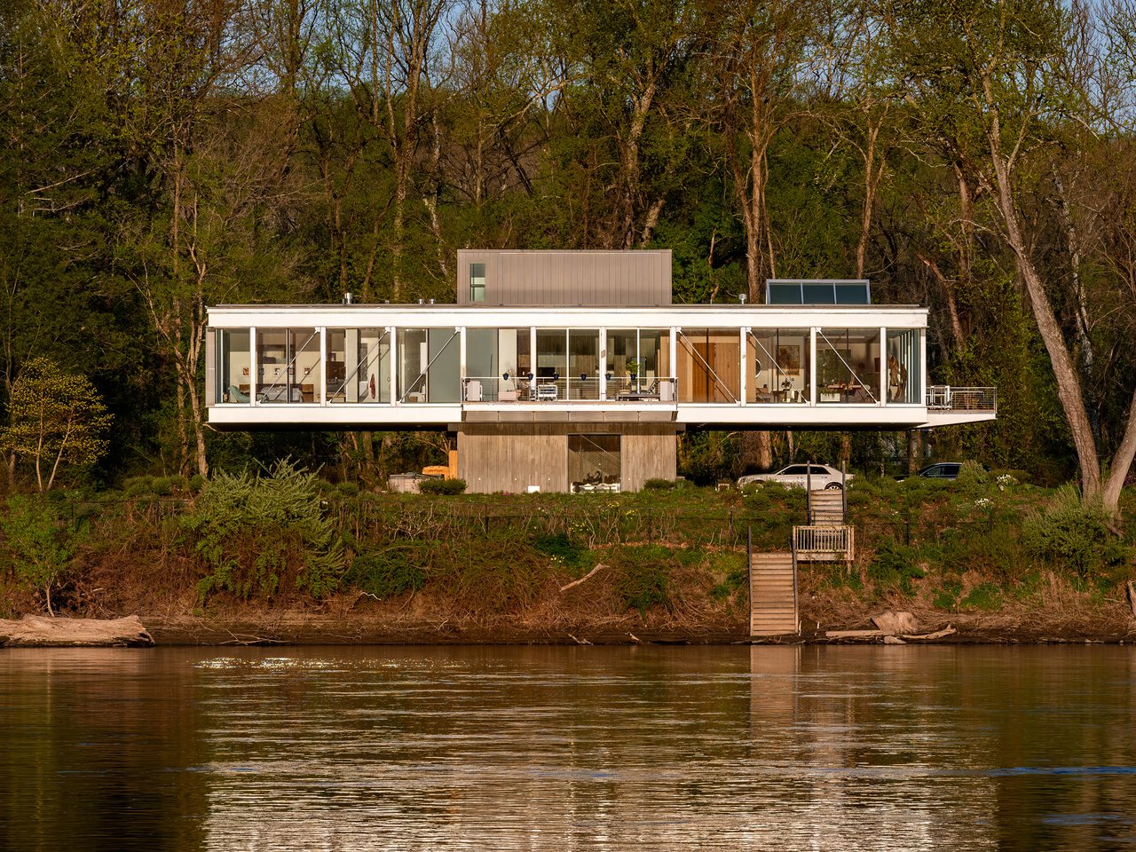 Modern Luxury Meets Historic Charm: Riverscape and Architectural Design Trends in Bucks County & Philadelphia | B&B Luxury Properties
