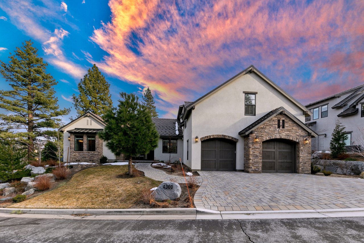  Luxury Home Just Listed in Montreux Golf and Country Club-Parc Foret