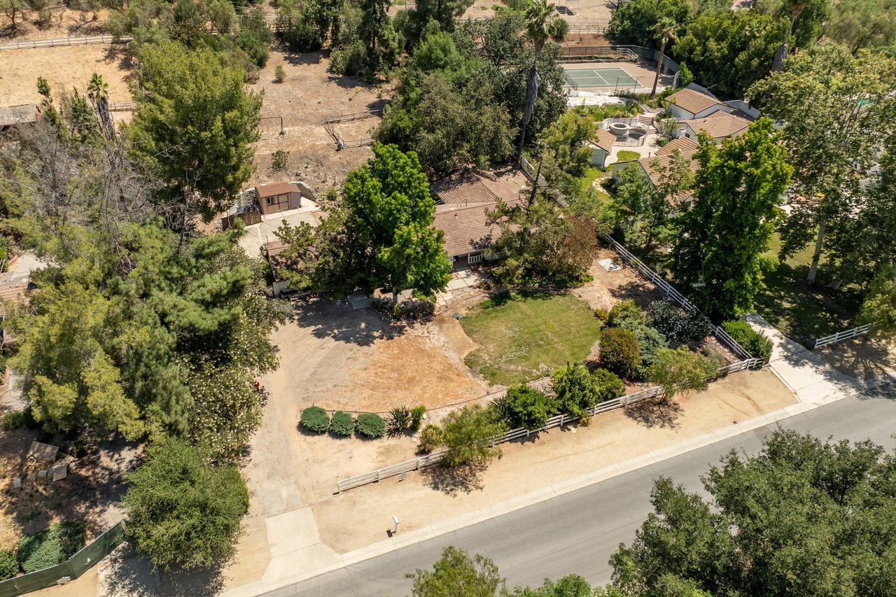 23909 Long Valley Rd