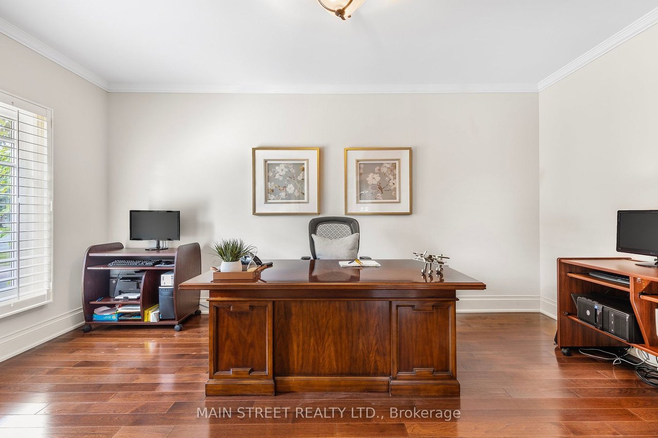 120 Willow Farm Lane, Aurora