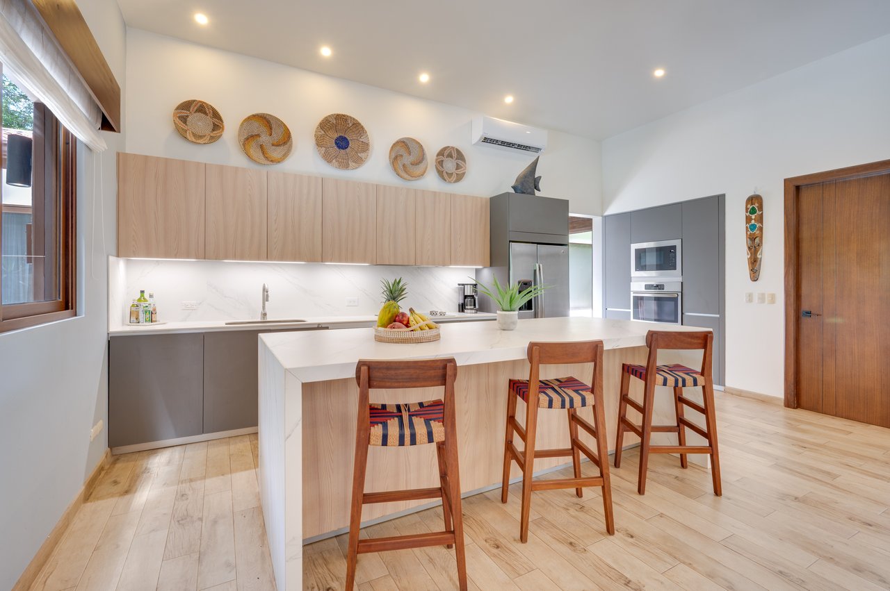 Casa Pachote | Exquisite 4-Bedroom Luxury Home in Hacienda Pinilla’s Reserva de Golf