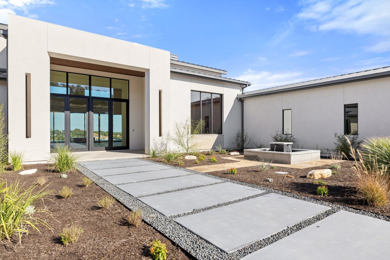 11917 Yaupon Holly Lane 