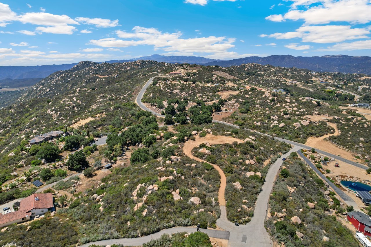 42125 Angels Peak Court