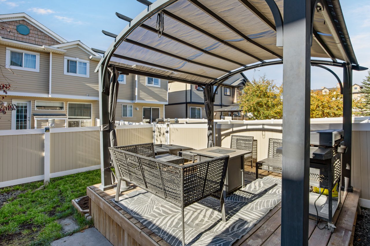 116 Royal Birch Mount NW