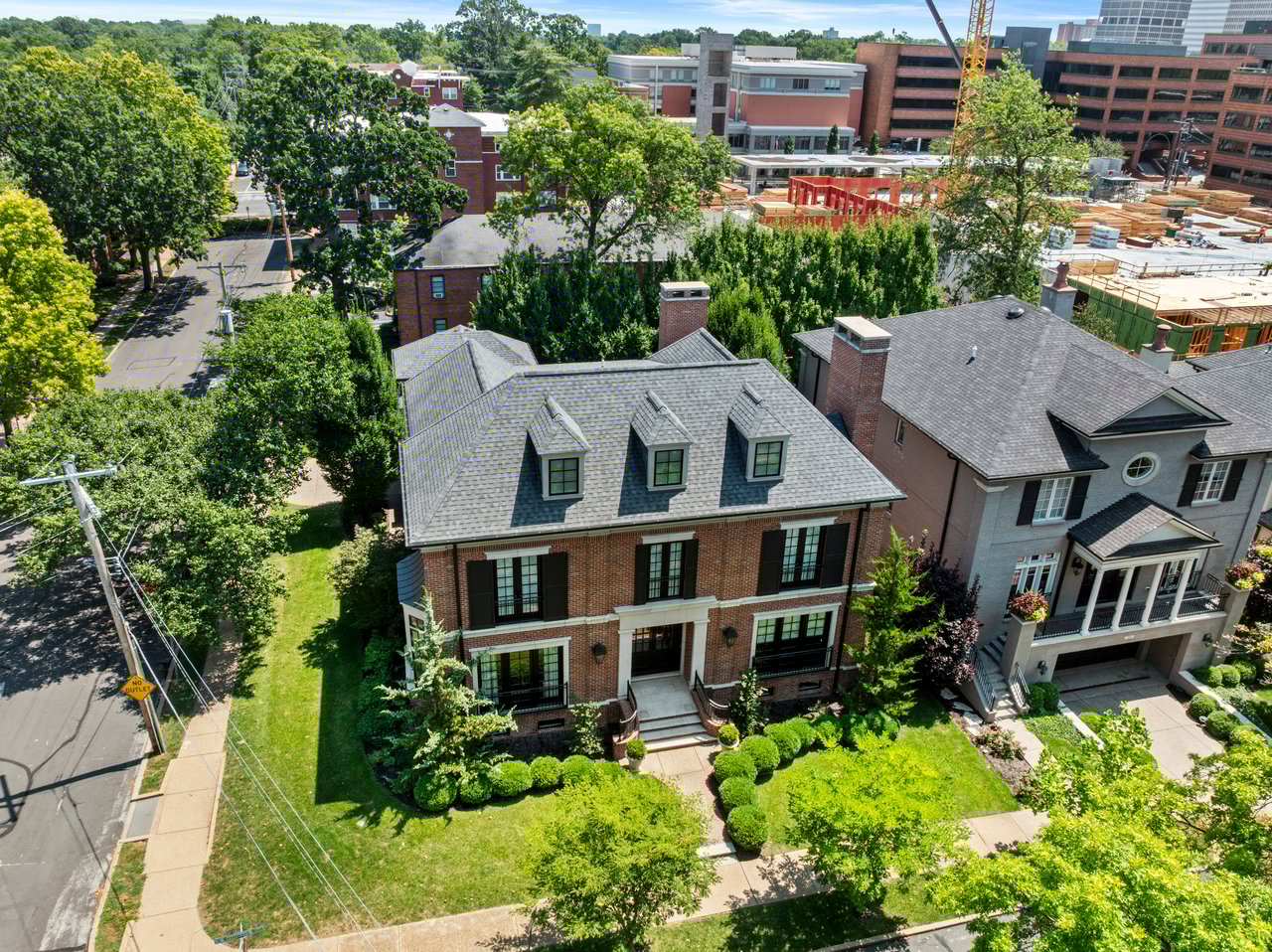 Experience The Pinnacle Of Refined Living In This Timeless & Elegant Residence
