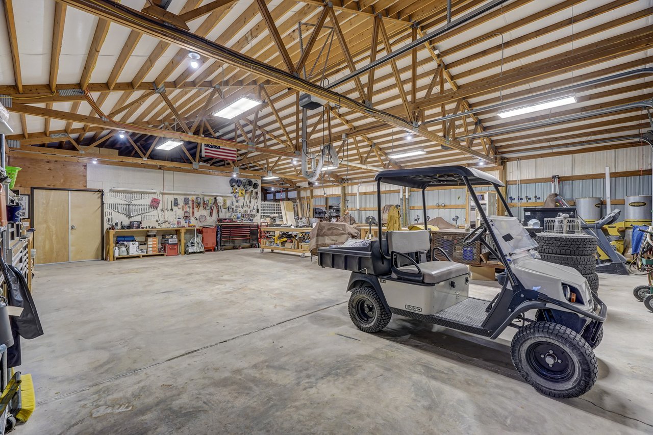 4255 Arrowhead Drive