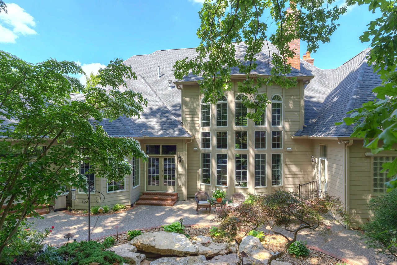 1105 Shepard Oaks Drive