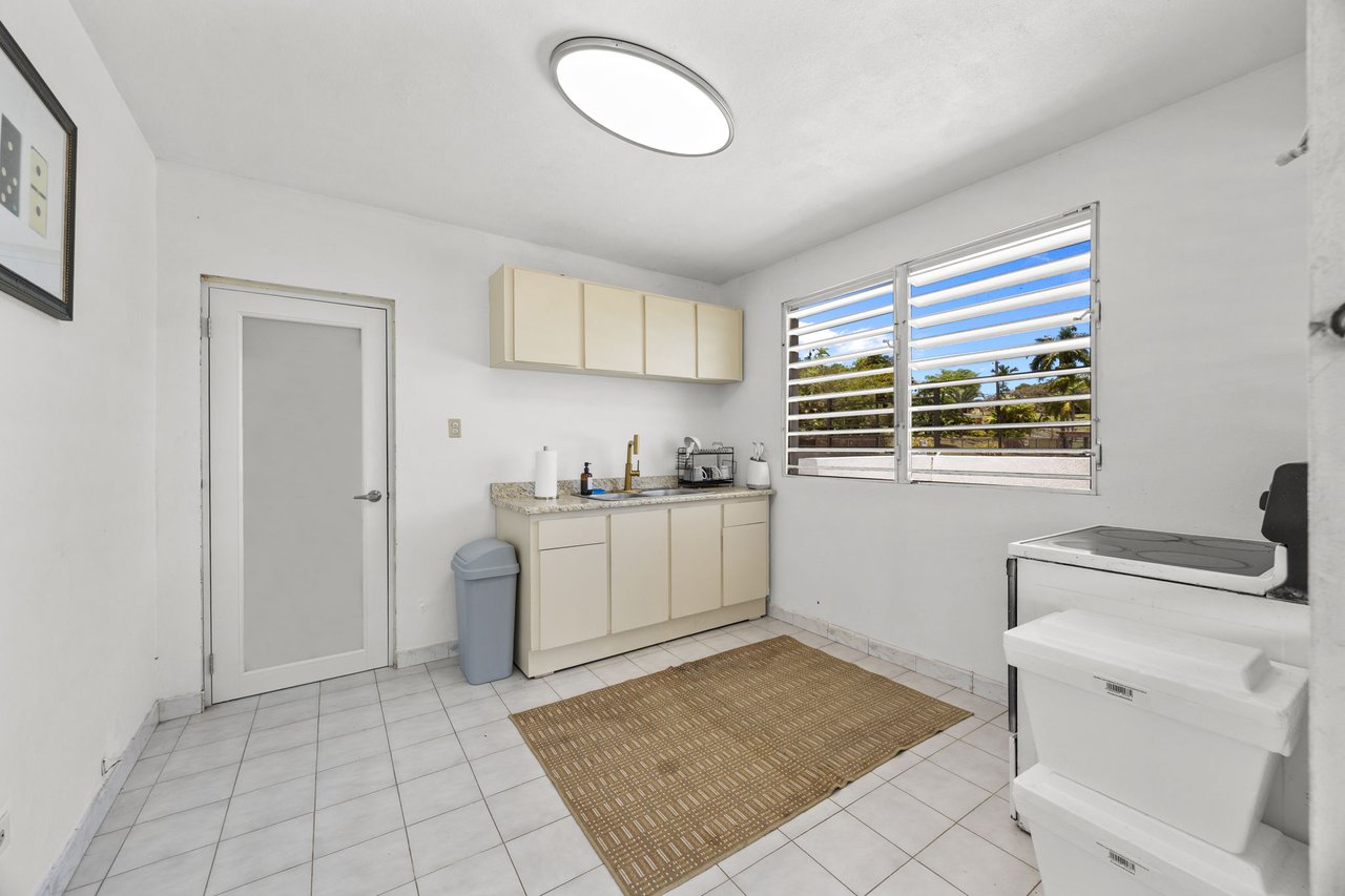 Income-Producing Multifamily with Pool Minutes from SJU Airport