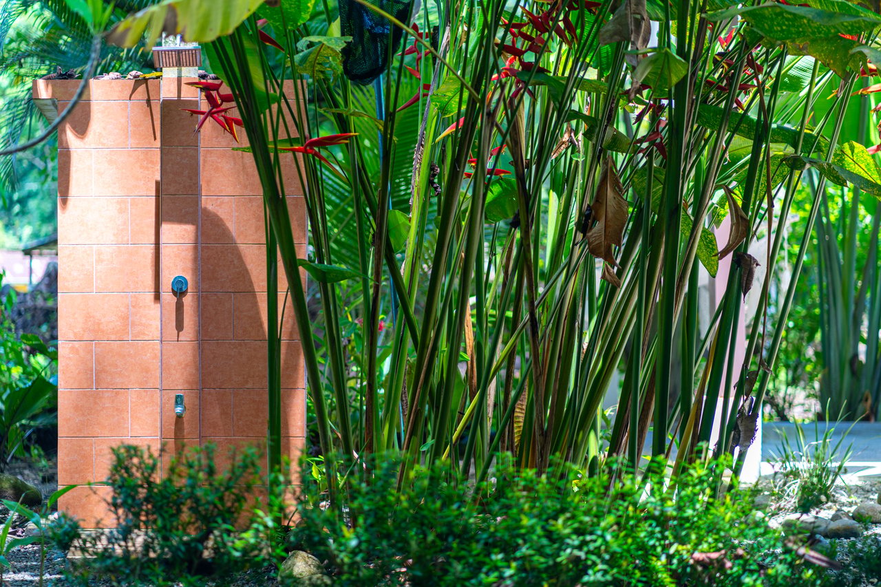 Tropical Modern Casita on ½ Acre / Saltwater Pool / Expansion Potential