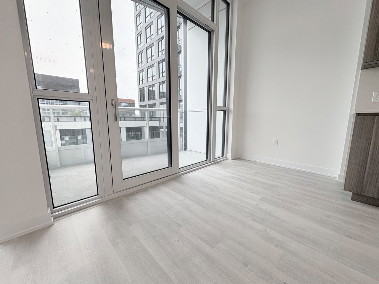 15 Richardson Street Unit: 1207