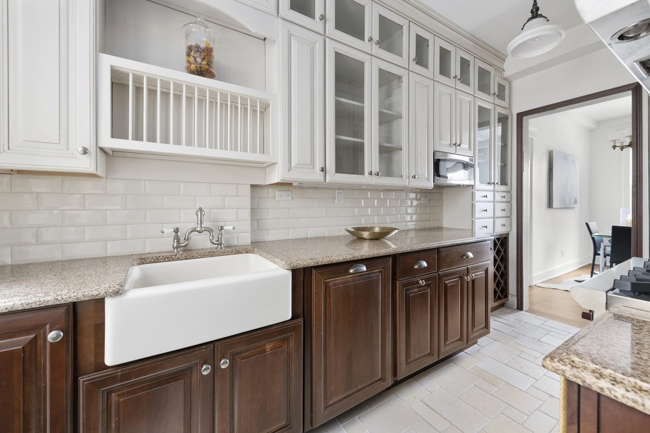 215 West 75th Street, #14A