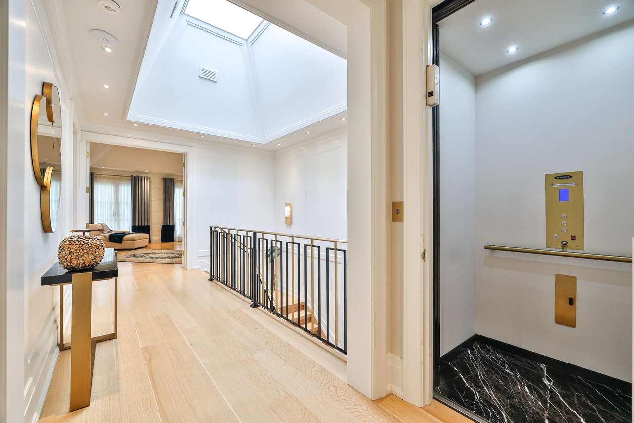 Exquisite Luxury Finishes