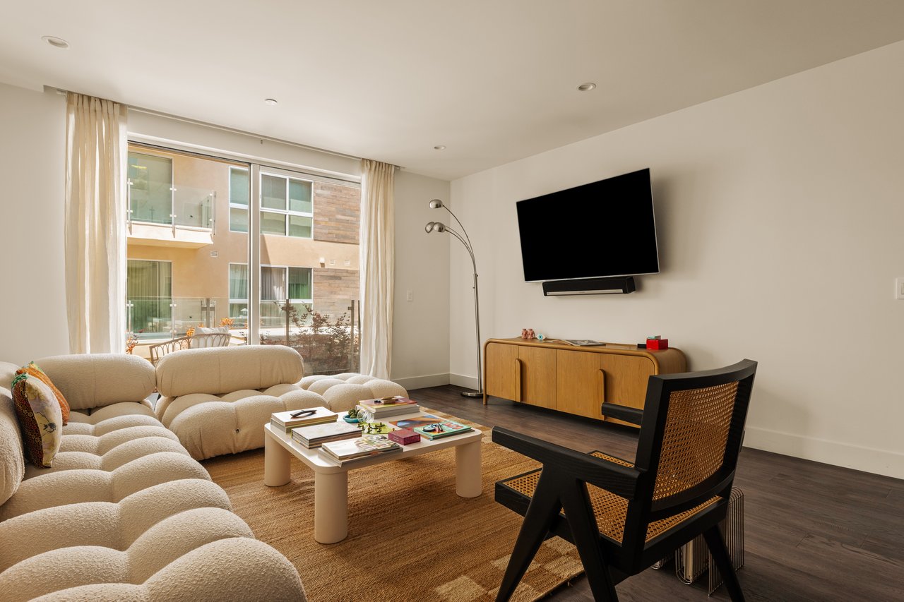 728 N Sweetzer Ave Unit: 212, West Hollywood 