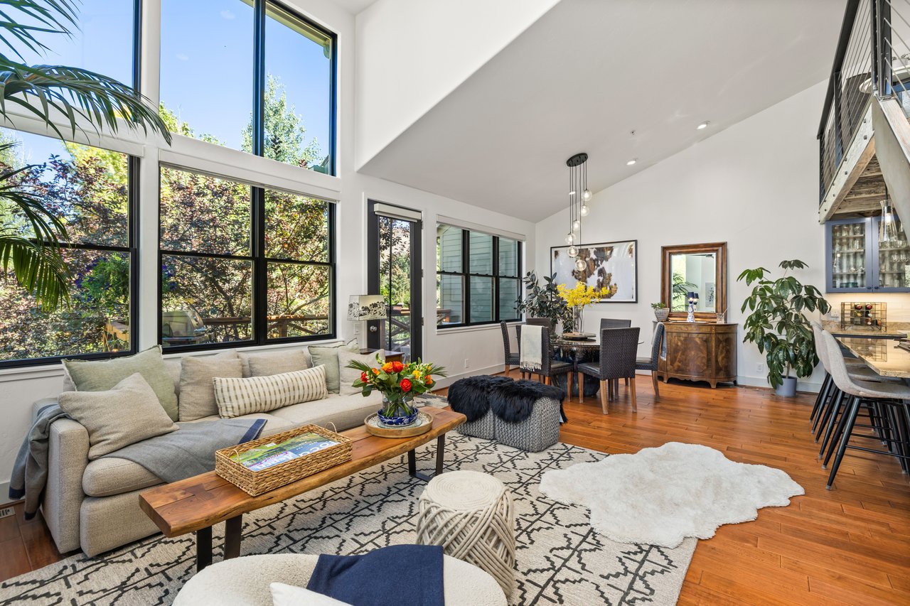 Fully Remodeled End Unit with Designer Luxury