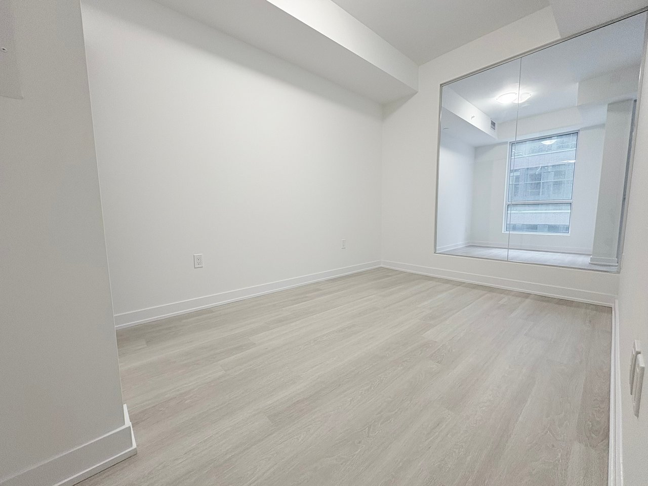 #429 - 15 Richardson Street, Toronto Unit: 429