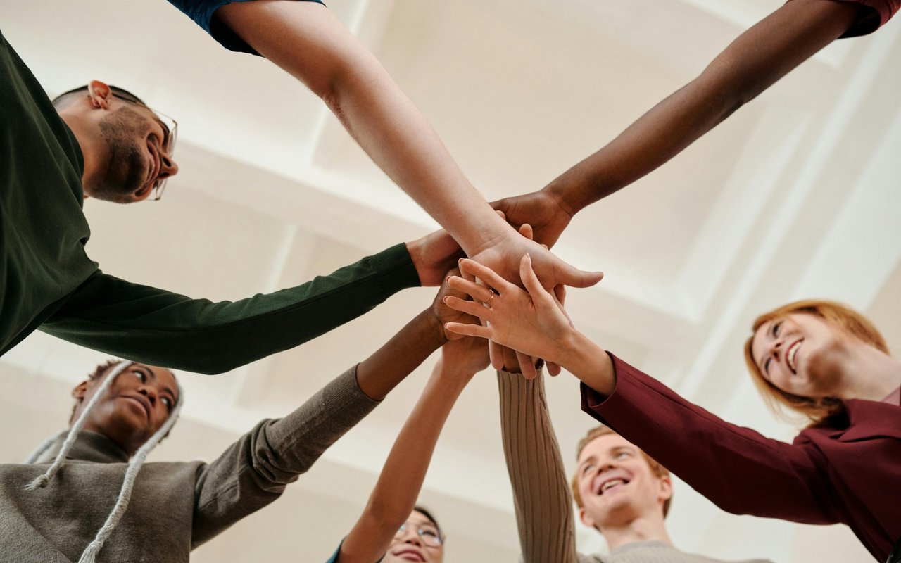 Strategies in Lead Generation: Building Connections and Community Engagement