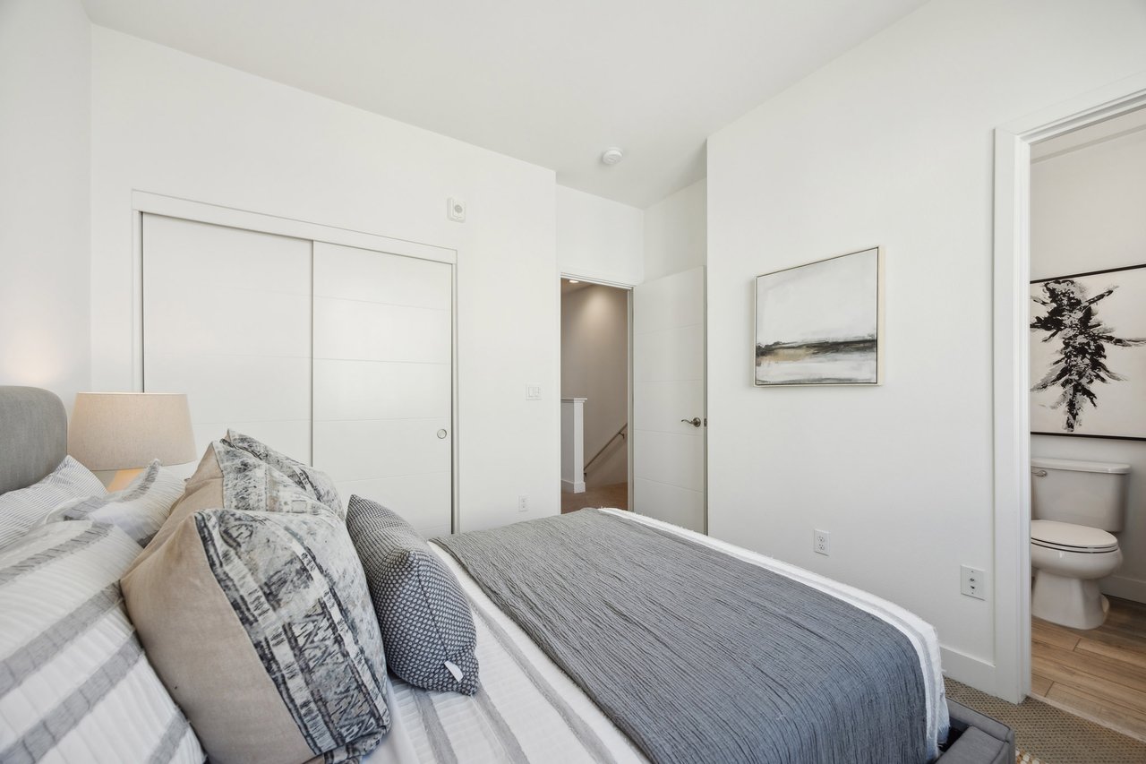 172 Uptown Cir
