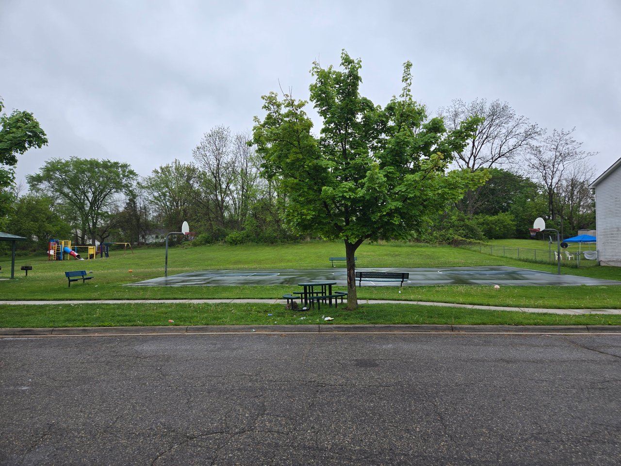240 S Shirley Ave