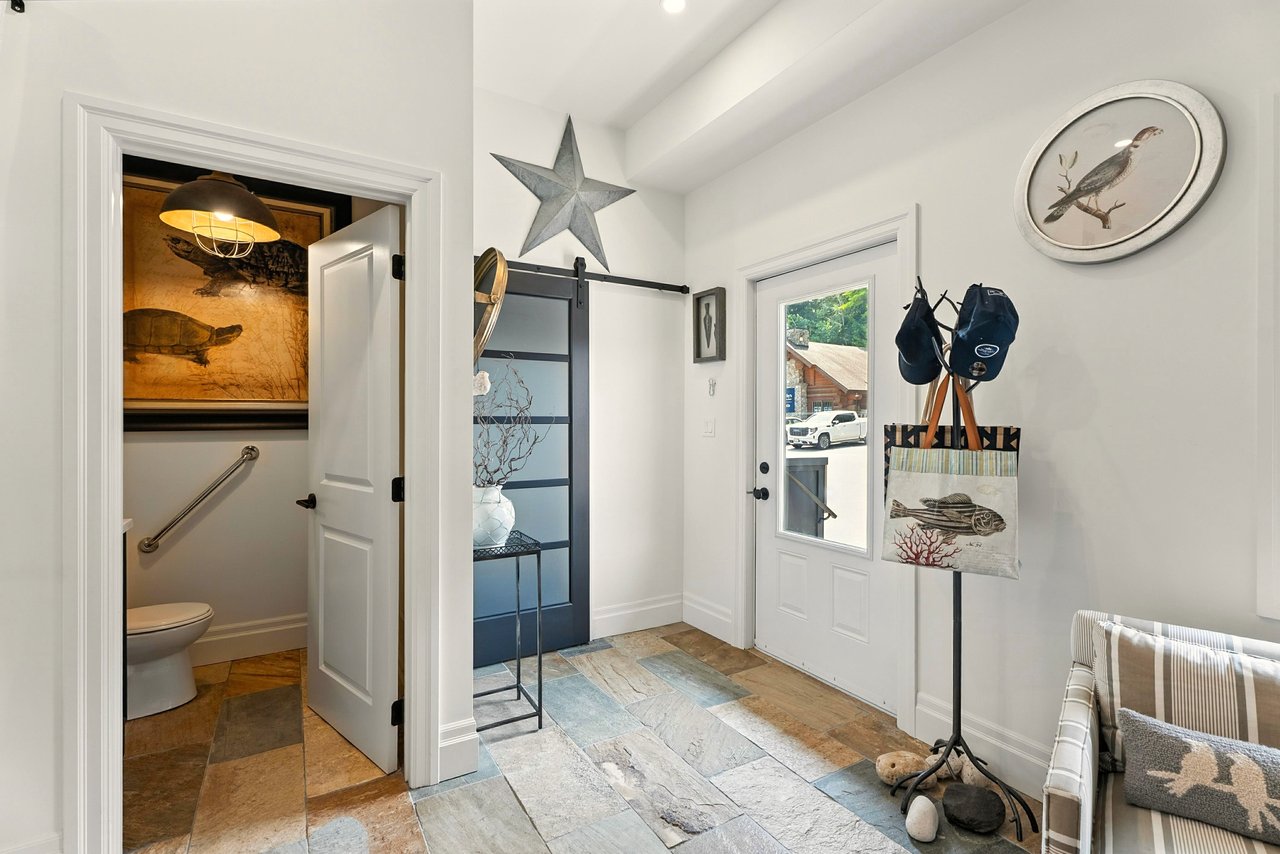 #205 - 97C JOSEPH STREET