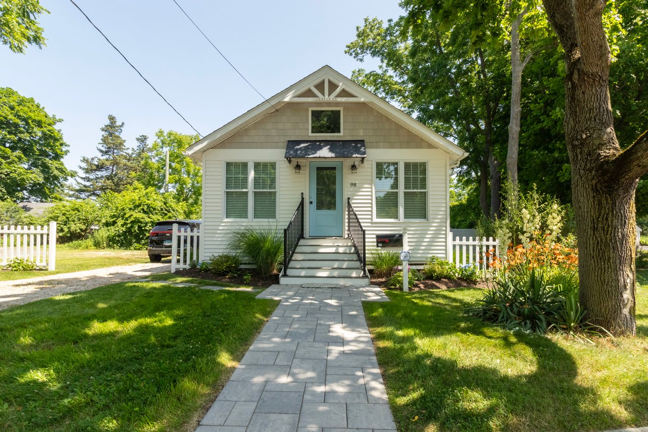 Buying in Clinton, CT: How to Offer When Homes Sell Over Asking