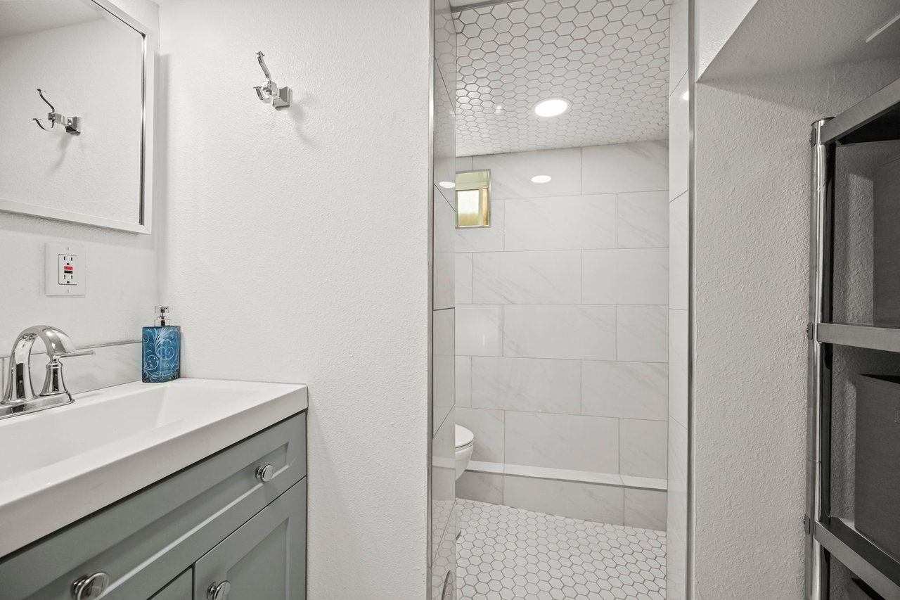 3840 Canyon Way, Martinez