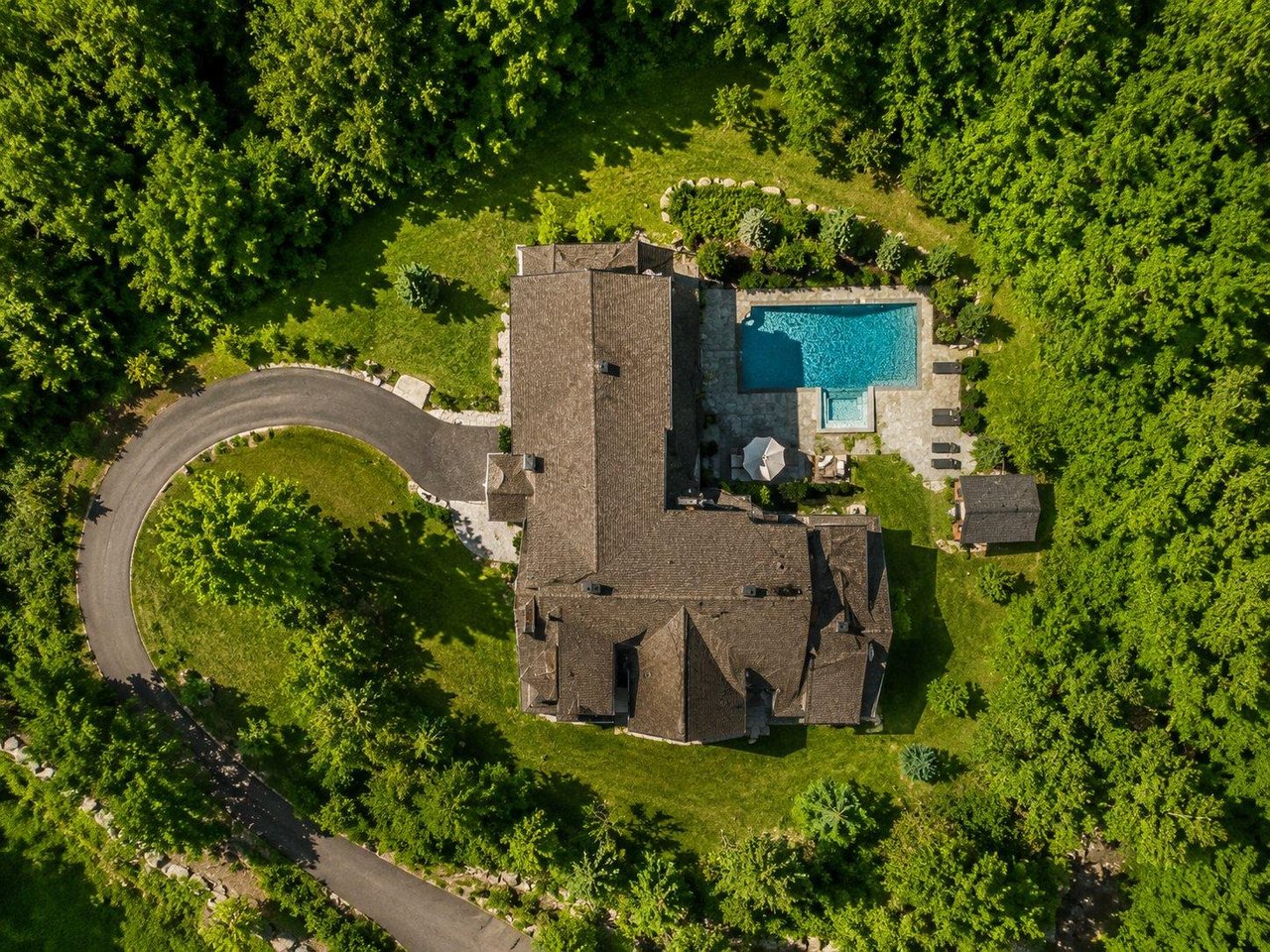 Mont-Saint-Sauveur | Panoramic ski-in/ski-out residence