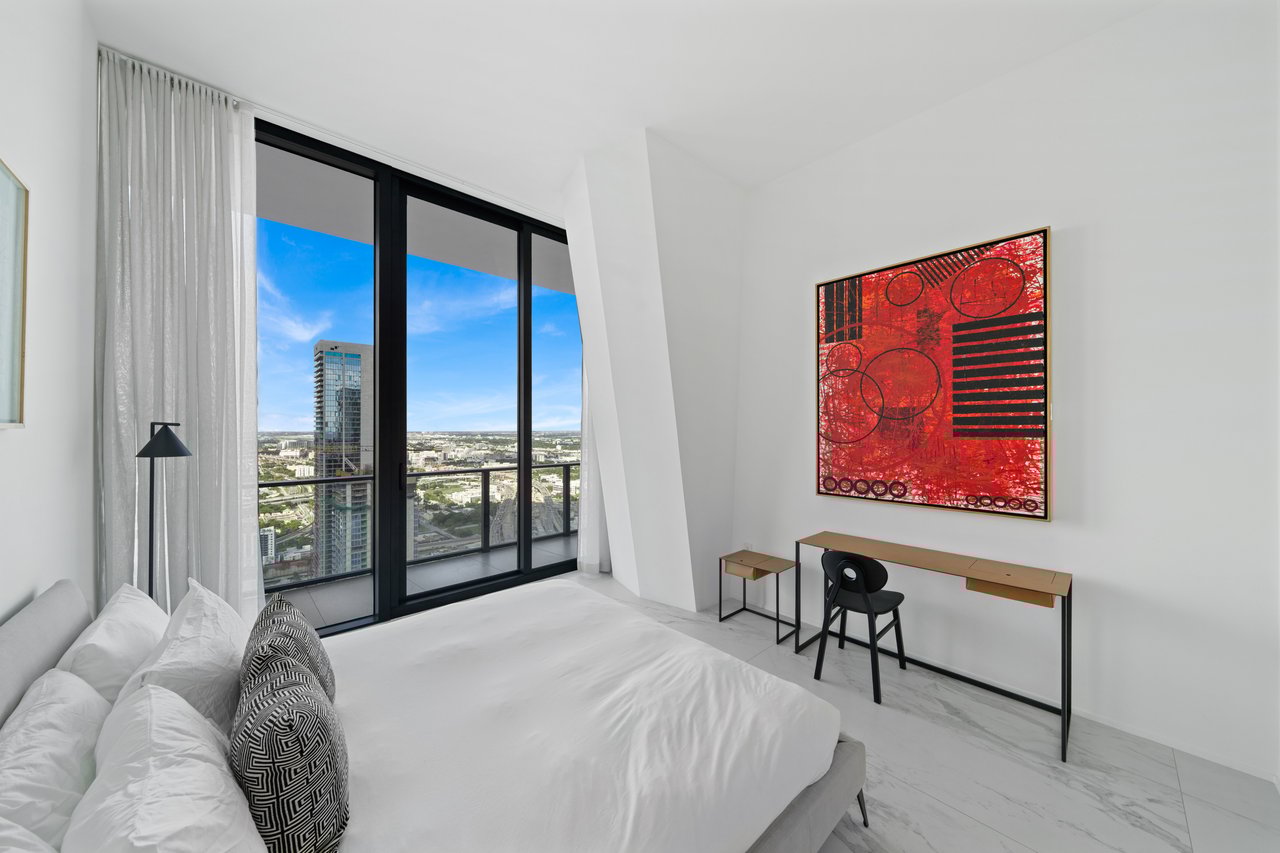 One Thousand Museum Lower Penthouse 4901