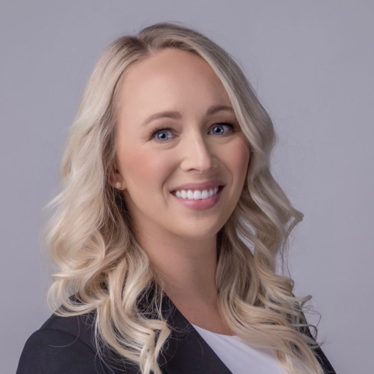 Lindsey Rosch Columbus, OH Real Estate Agent Headshot