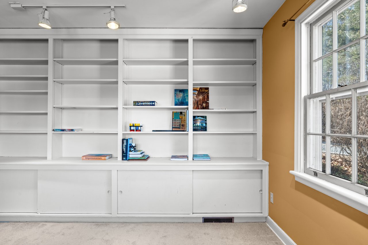 2016 Stonesthrow Road