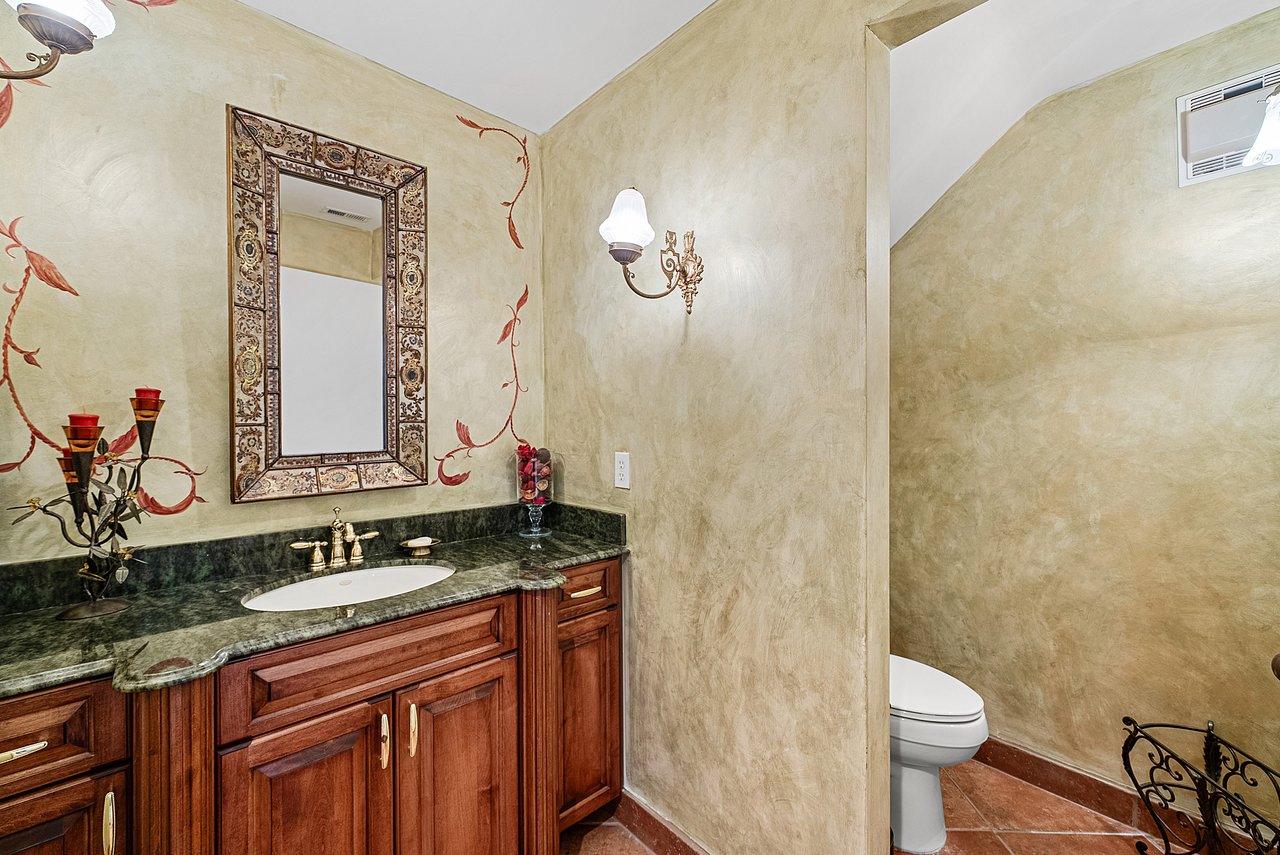 5068 Via De Amalfi Drive