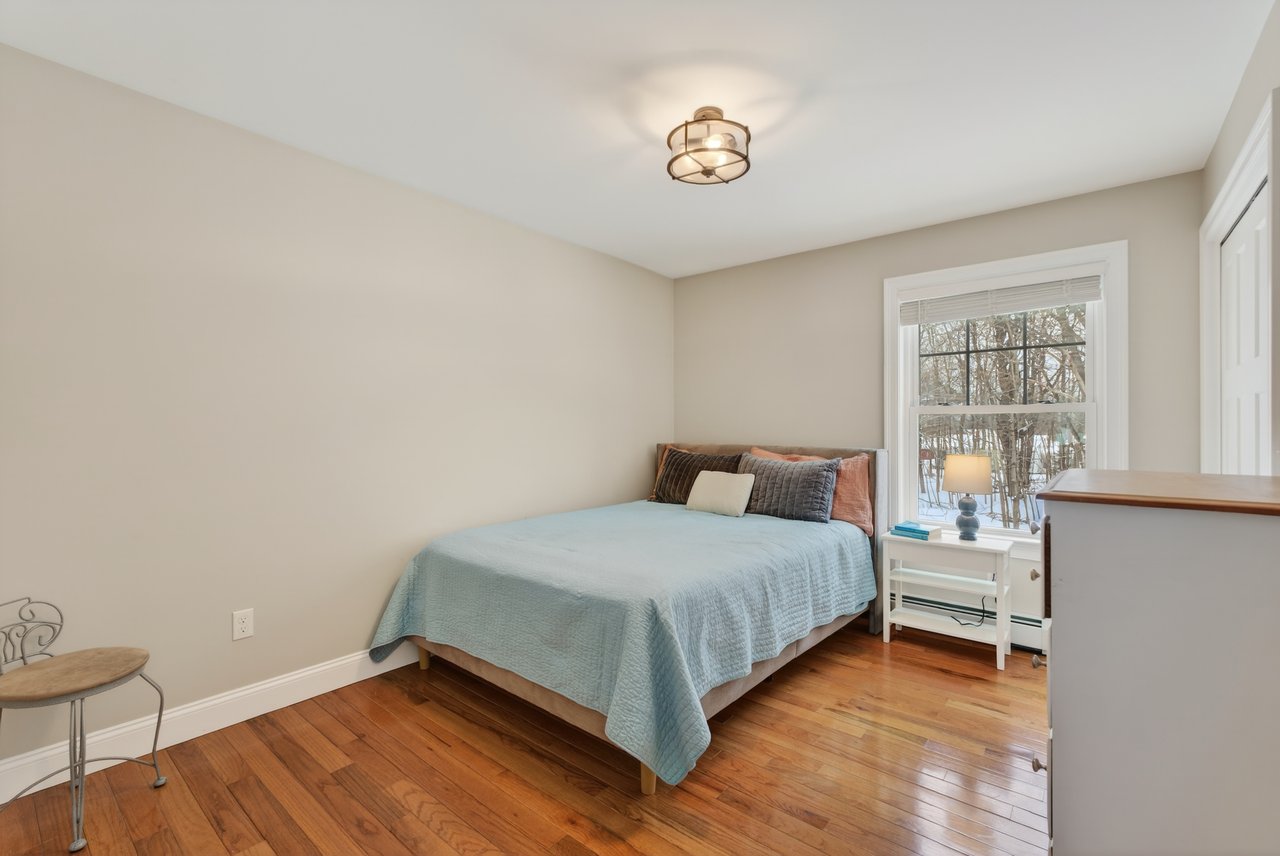 12 Robinson Rd, Scarborough