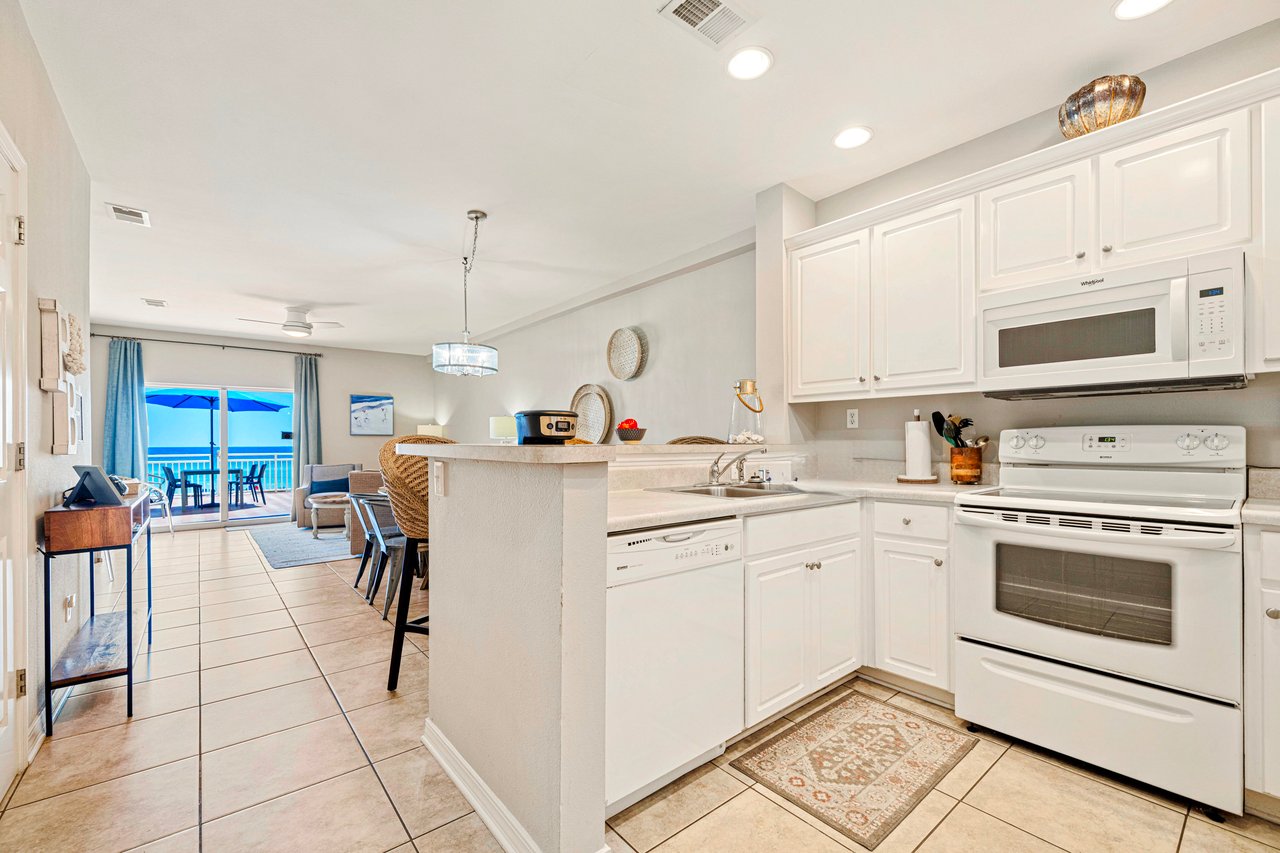 GULF FRONT Sans Souci TERRACE Condo 102 