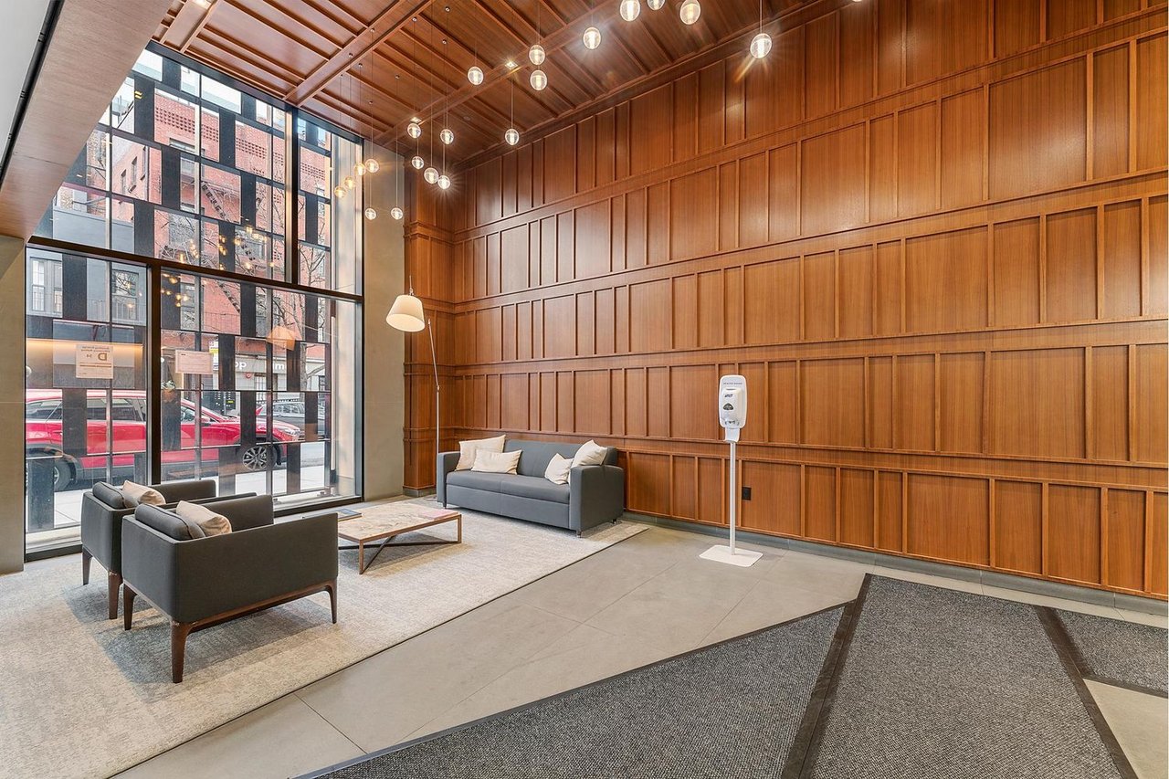160 East 22nd Street 17A