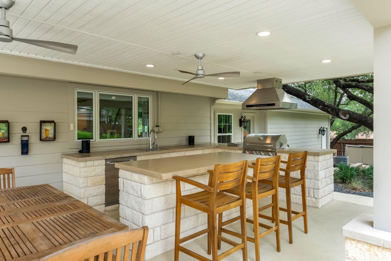 10634 Glass Mountain Trail