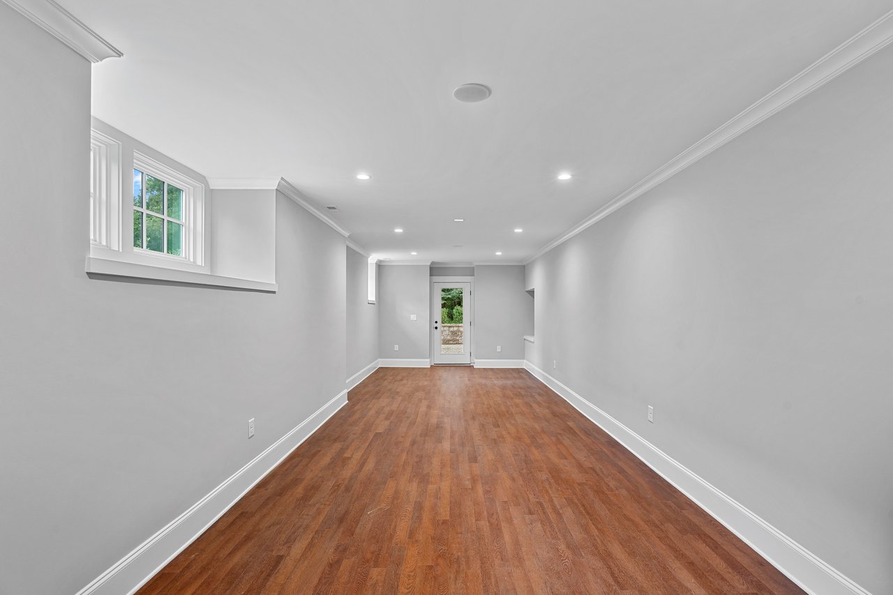 709 N Main Street
