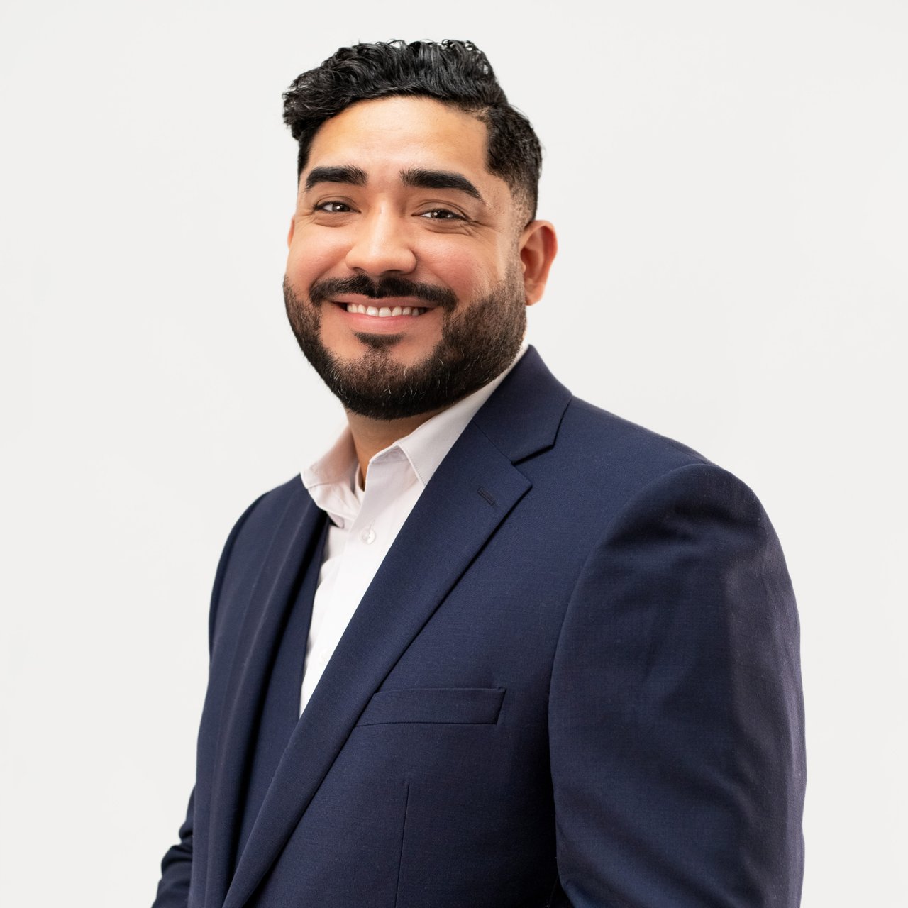 Erick Gonzalez Woodland Park, NJ Real Estate Agent Headshot