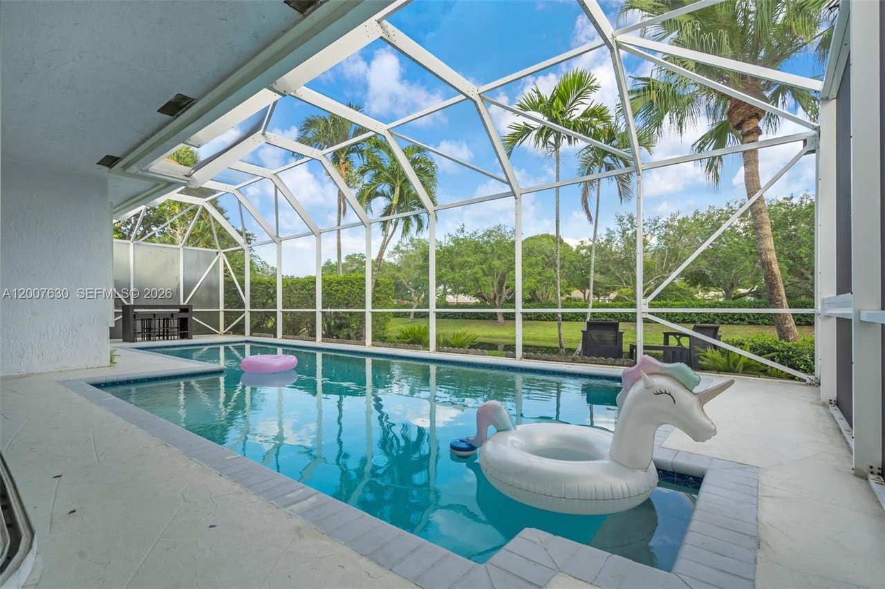 11834-highland-place-coral-springs-fl-home-for-sale-pool