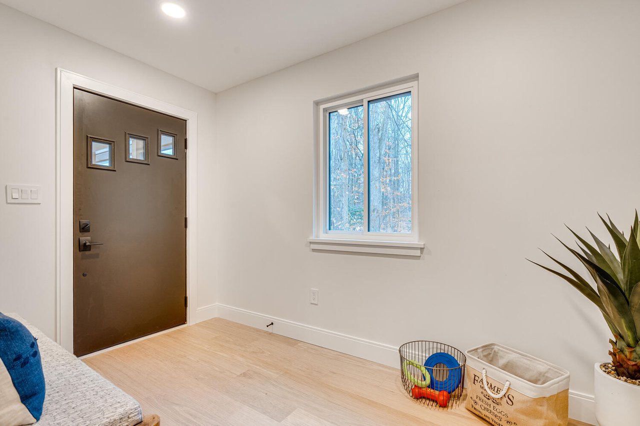 5 Acre Private Exclusive in Great Falls