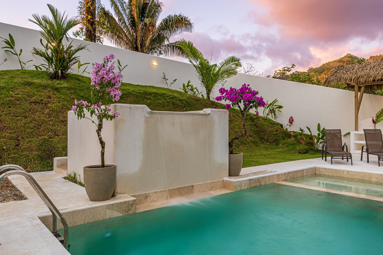 Villa Pacífica – Elegancia, Privacidad y Confort en Uvita  