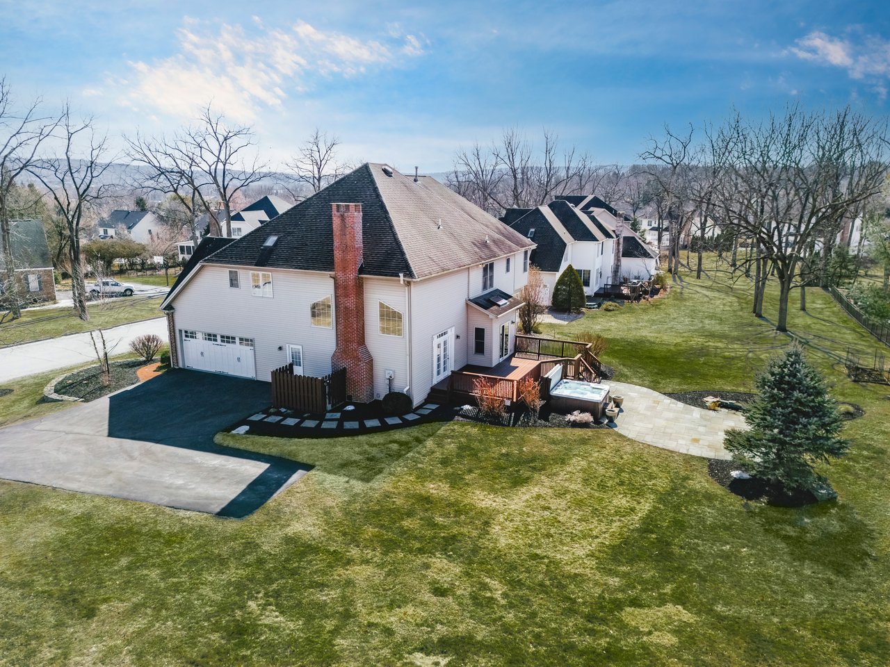 2098 Fieldstone Drive