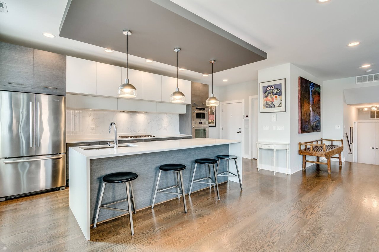 Just Listed | 1617 West Grand Avenue #3E for $659,900
