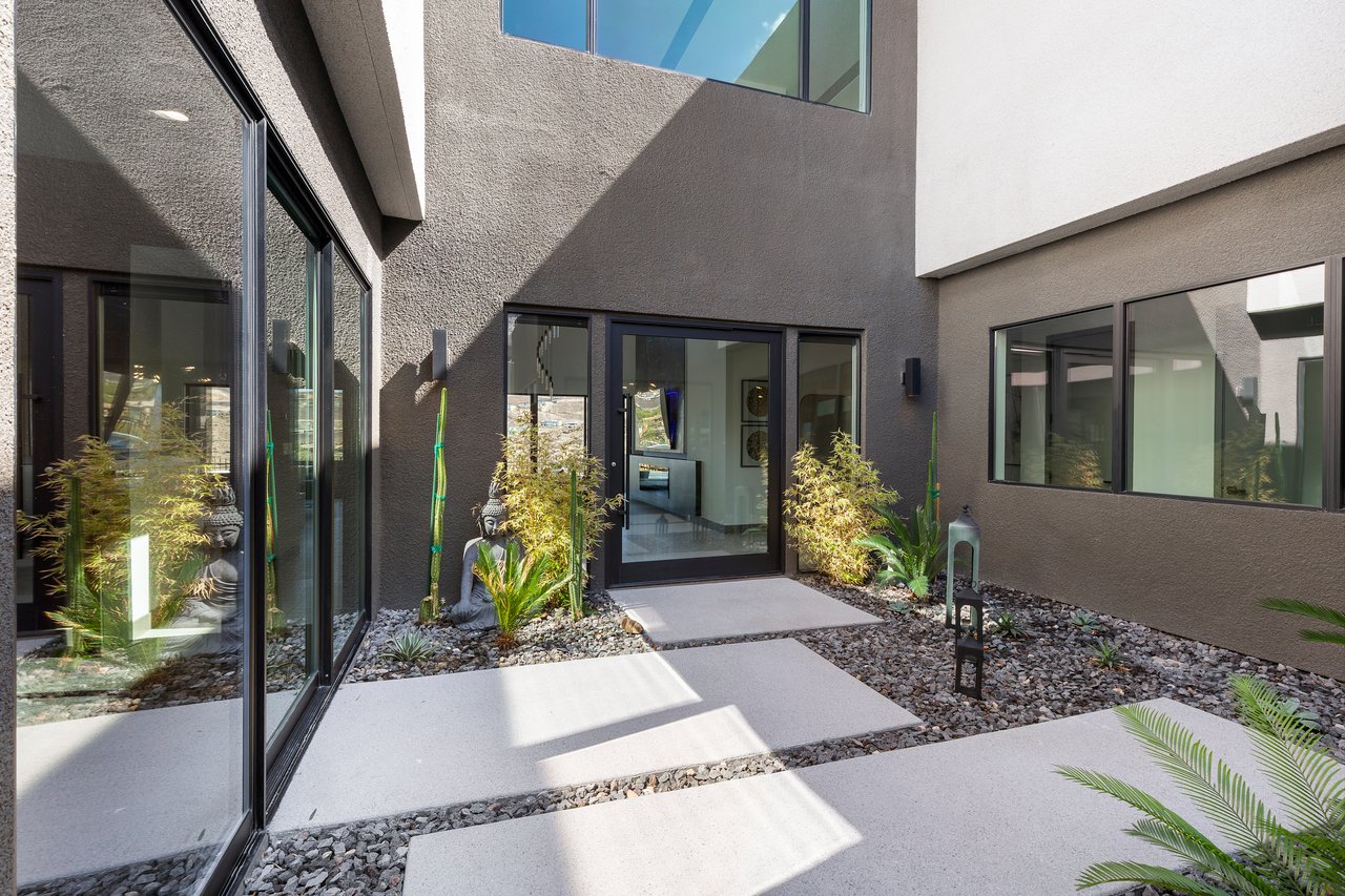 1463 Solitude Ridge Dr