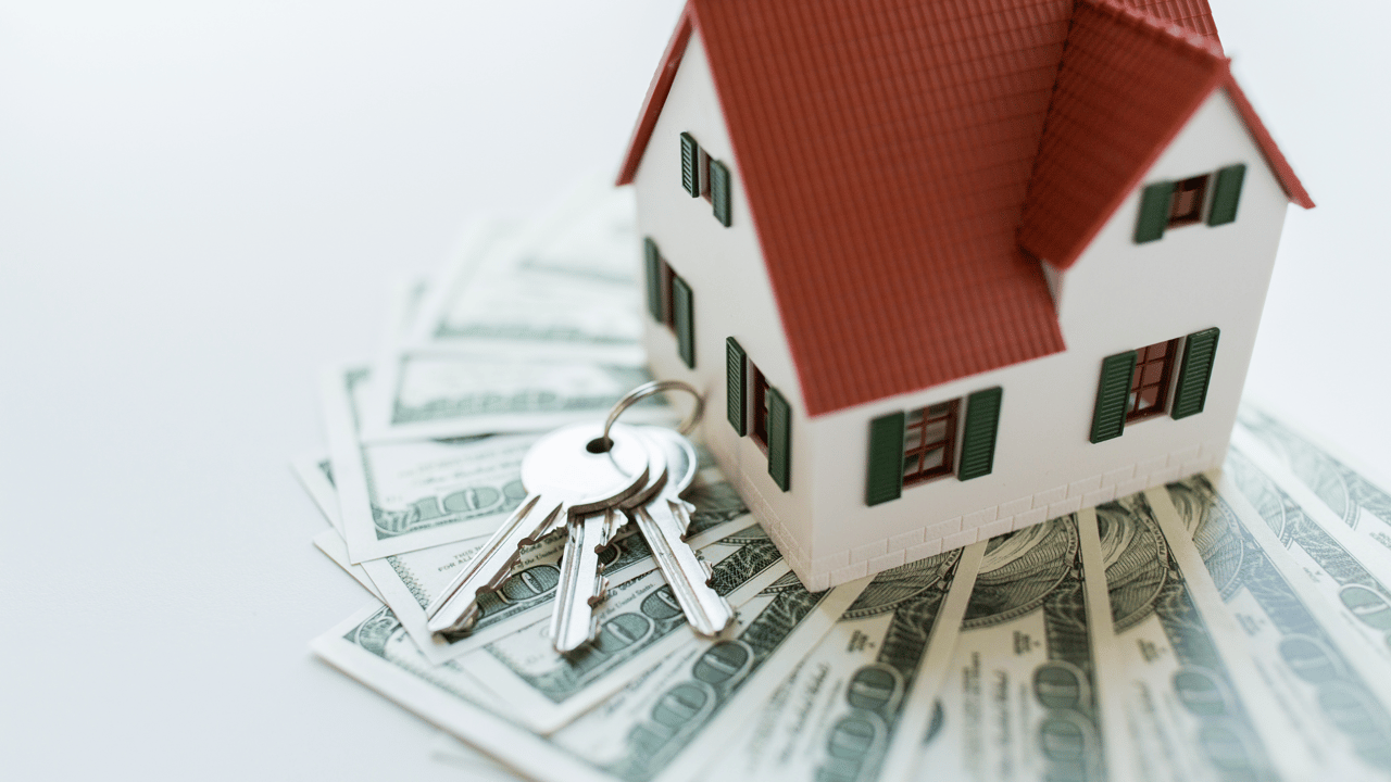 The Hidden Risks of Overpricing Your Home
